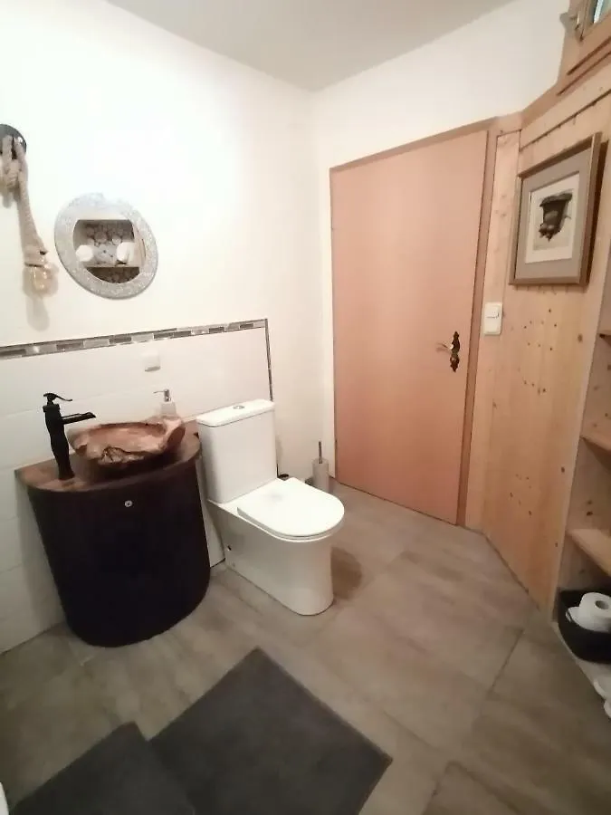 Wohnen Im Ampertal In Grafrath Apartment